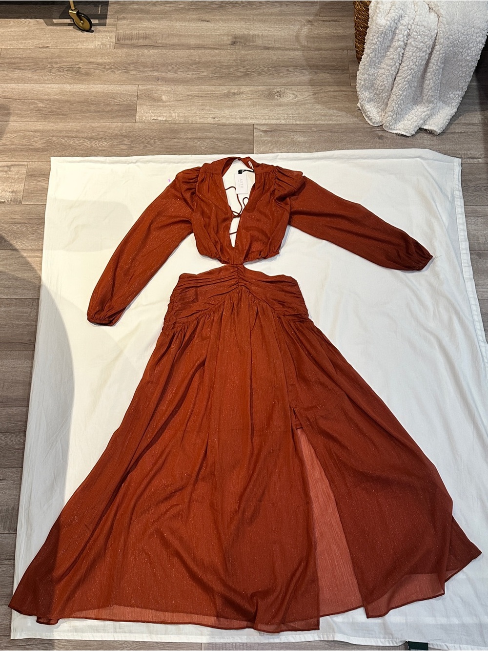 Astr Burnt Orange Cutout Long Sleeve Maxi Dress